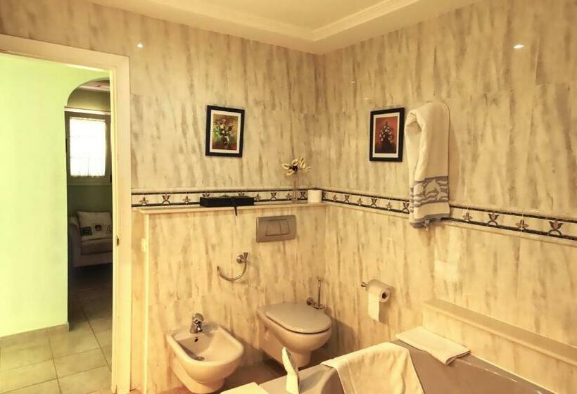 テラス付スイート, La Colina