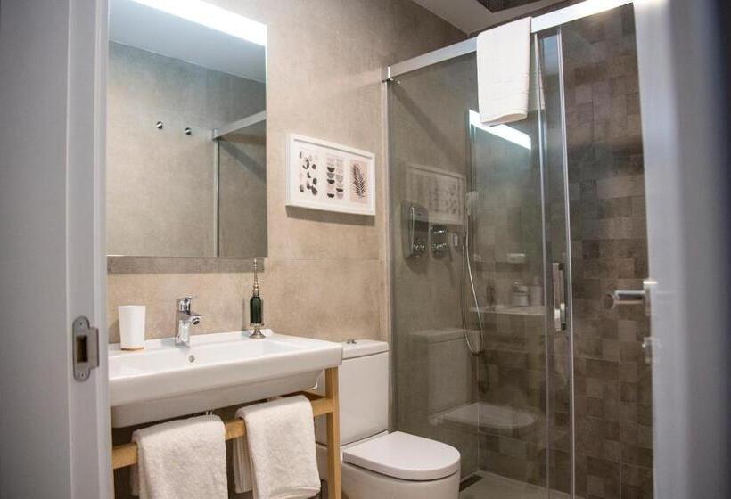 标准间带阳台, La Roka