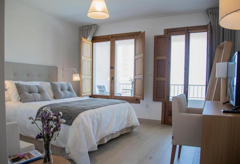 标准间带阳台, La Roka