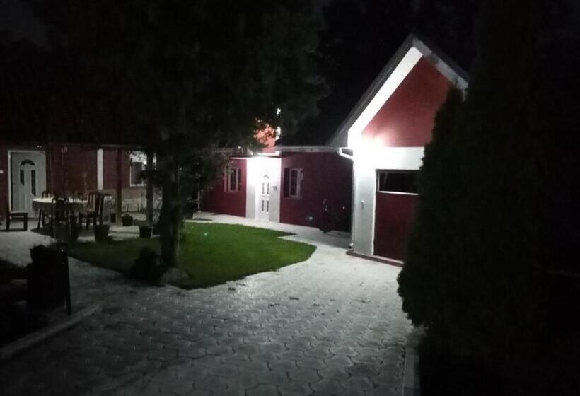 استودیوی استاندارد, Studio Ivana 1