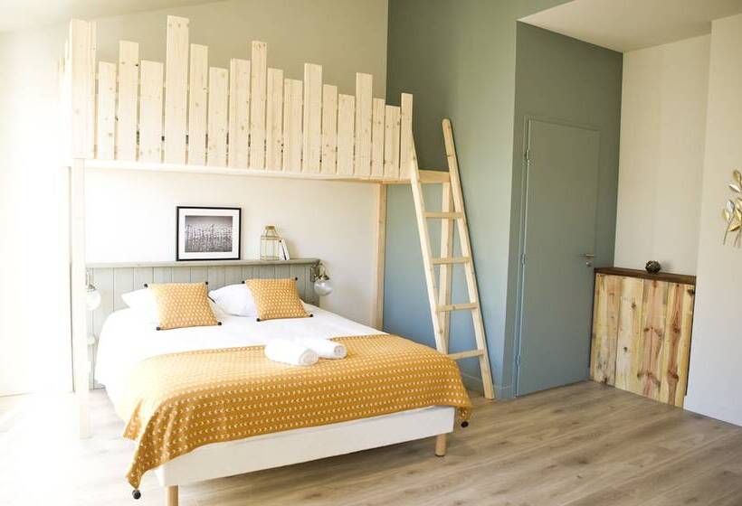 غرفة قياسية, Georges Hostel & Café