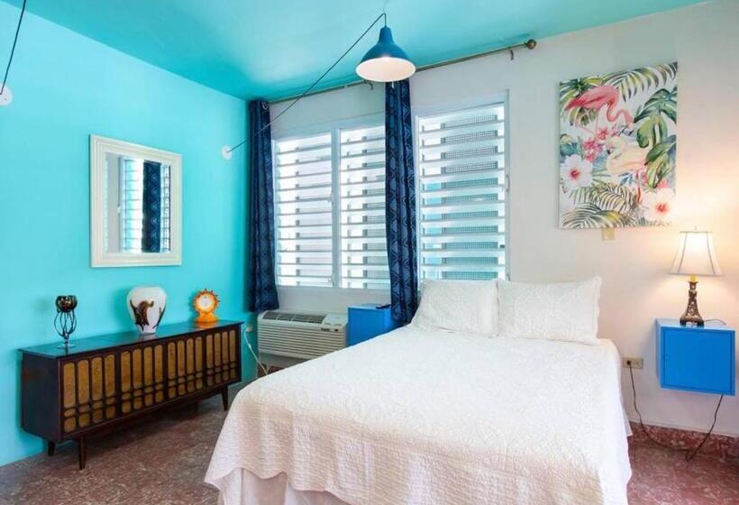 استودیوی استاندارد, La Esmeralda Pr