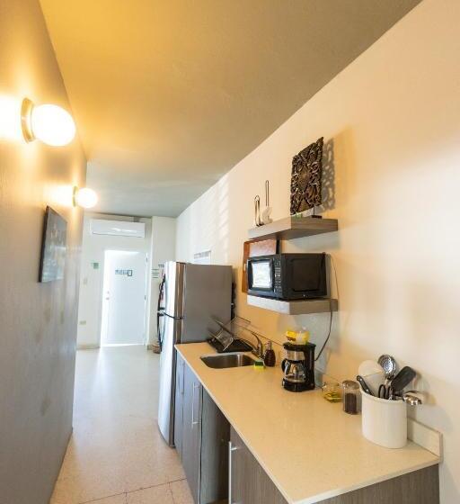 آپارتمان 2 خوابه, La Esmeralda Pr