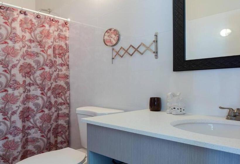 آپارتمان 2 خوابه, La Esmeralda Pr