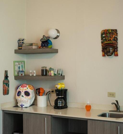 آپارتمان 1 خوابه با چشمانداز باغ, La Esmeralda Pr