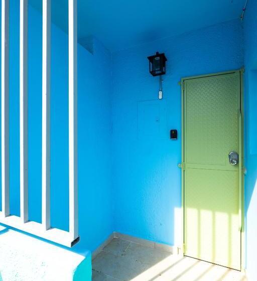 استودیو استاندارد با تخت کینگ, La Esmeralda Pr