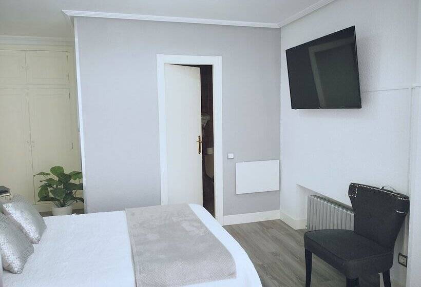 غرفة قياسية, Puerto Principe Pensión