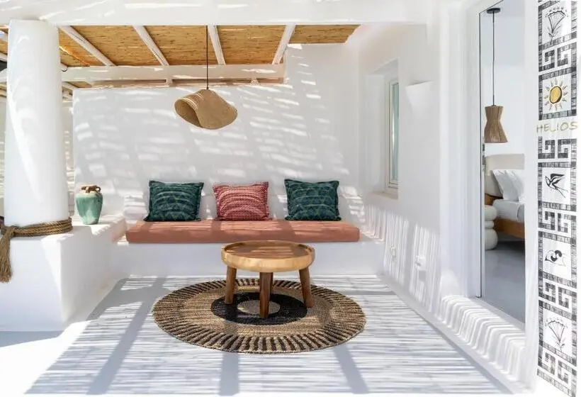 Juniorsviitti Allasnäkymä, Casa Frati Suites & Villas