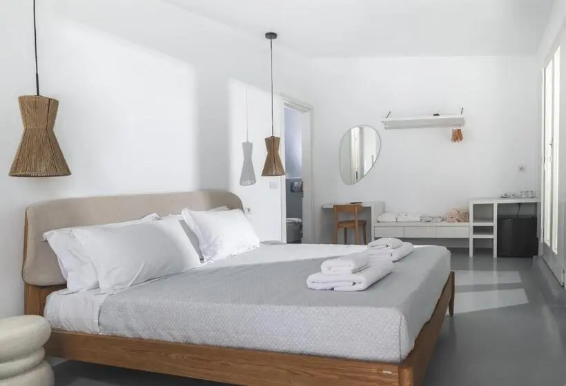 Juniorsviitti Allasnäkymä, Casa Frati Suites & Villas