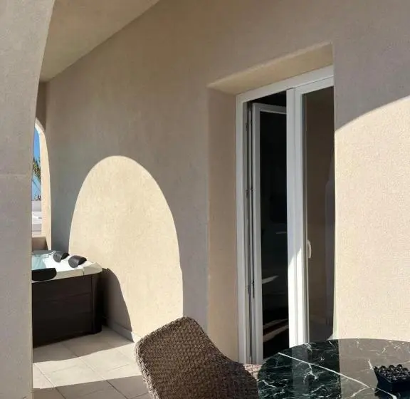Sviitti Merinäkymä Poreallas, Casa Frati Suites & Villas