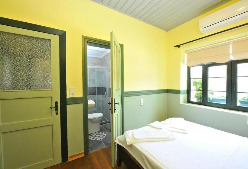 Номер Стандарт, Petrino Gökçeada Hotel&kitchen