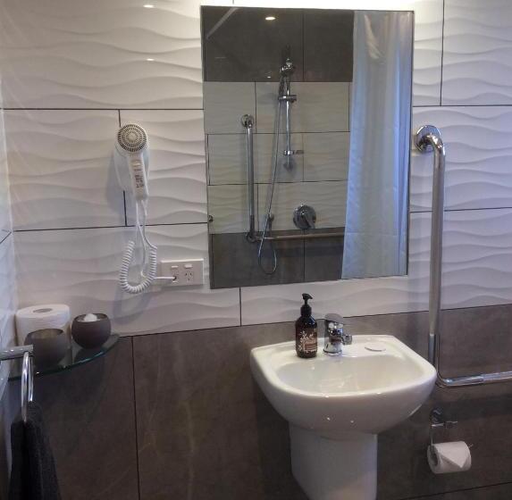 חדר סטודיו סטנדרד, Bigsky Motels