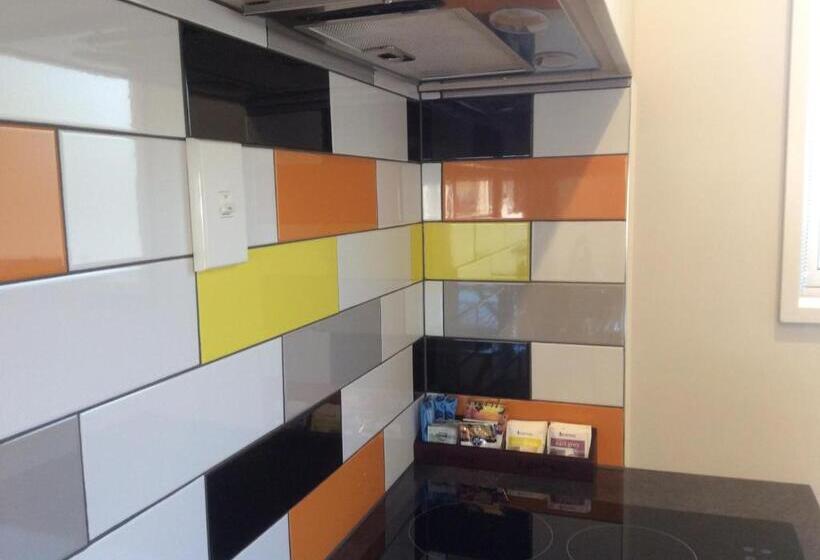 חדר סטודיו סטנדרד, Bigsky Motels