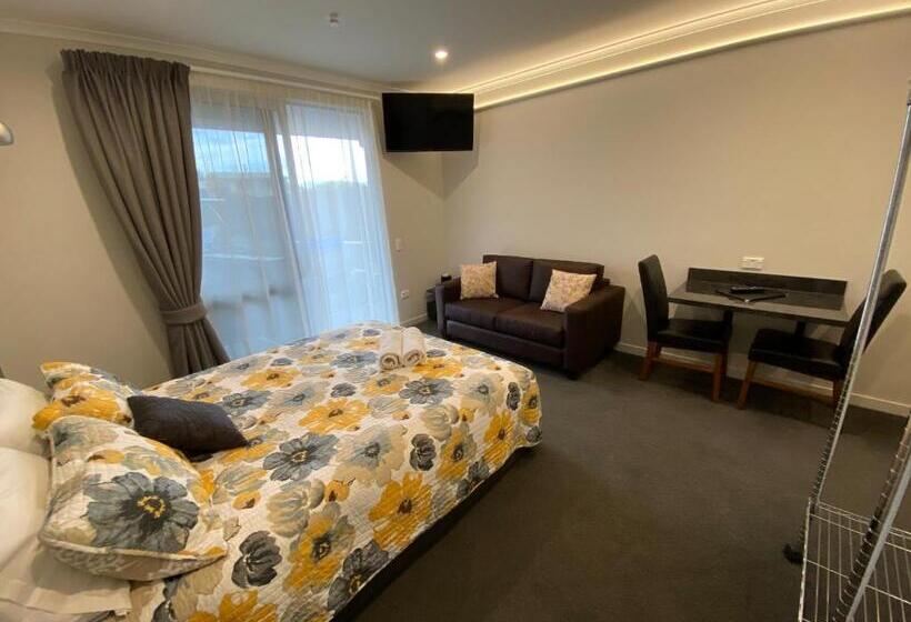 חדר סטודיו סטנדרד, Bigsky Motels