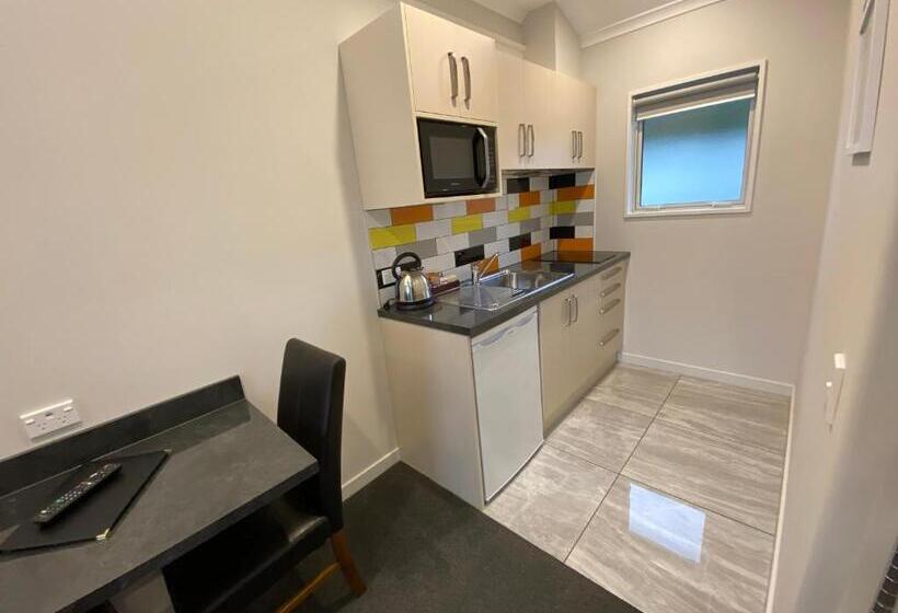 חדר סטודיו סטנדרד, Bigsky Motels