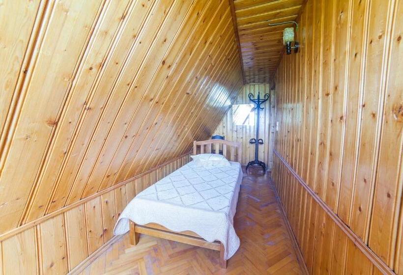 اتاق استاندارد یک نفره, Eco House Sabero