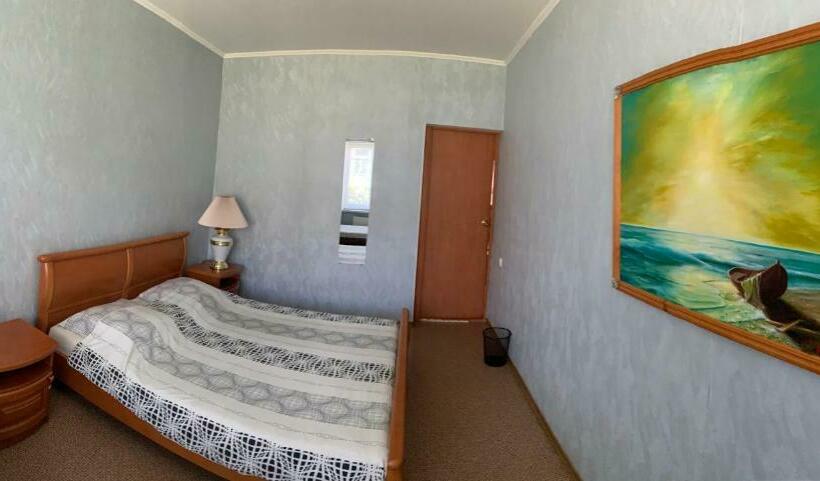 اتاق سوپریور خانوادگی, Ludmila Guest House   гостевой дом людмила