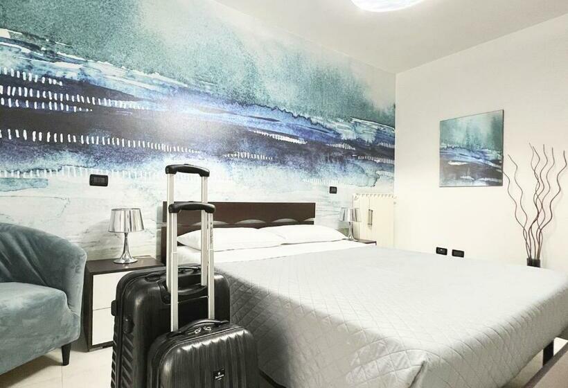 Deluxe Zimmer mit Meerblick & Balkon, Skyline