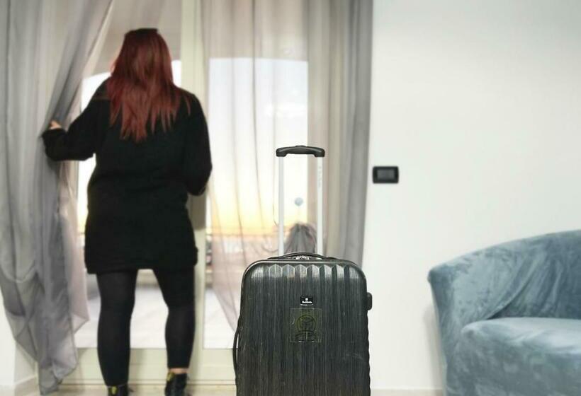 Deluxe Zimmer mit Meerblick & Balkon, Skyline