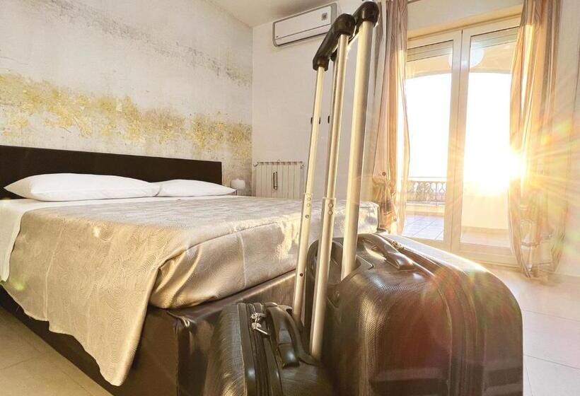 Standardzimmer Bad am Gang, Skyline