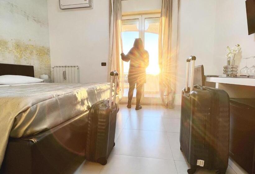 Standardzimmer Bad am Gang, Skyline