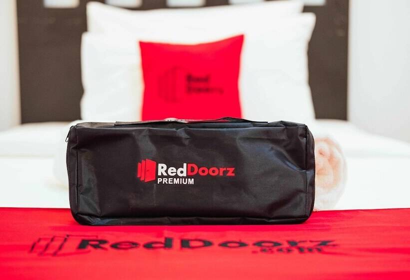 Quarto Estandar, Reddoorz Premium Near Greenbelt Makati