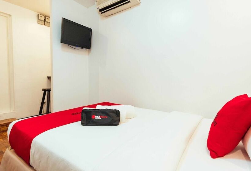 Quarto Estandar, Reddoorz Premium Near Greenbelt Makati
