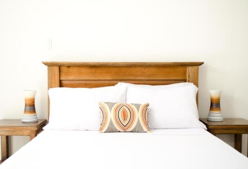 家庭间, Santa Isabel