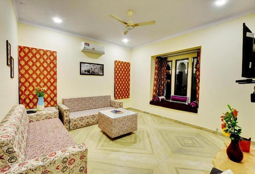 سوییت اجرایی, Padmini Bagh Resort , Udaipur
