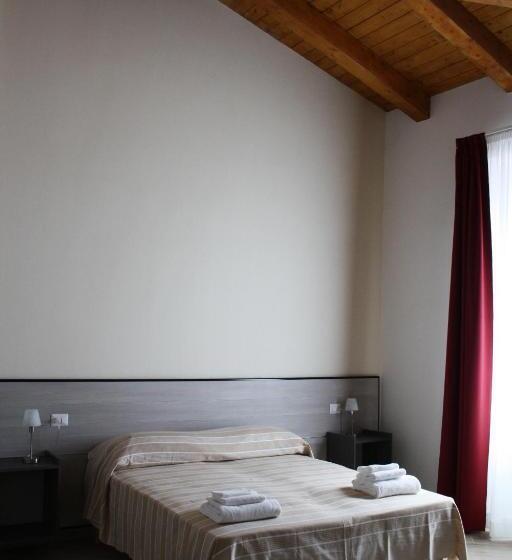 Standard Room, La Formica