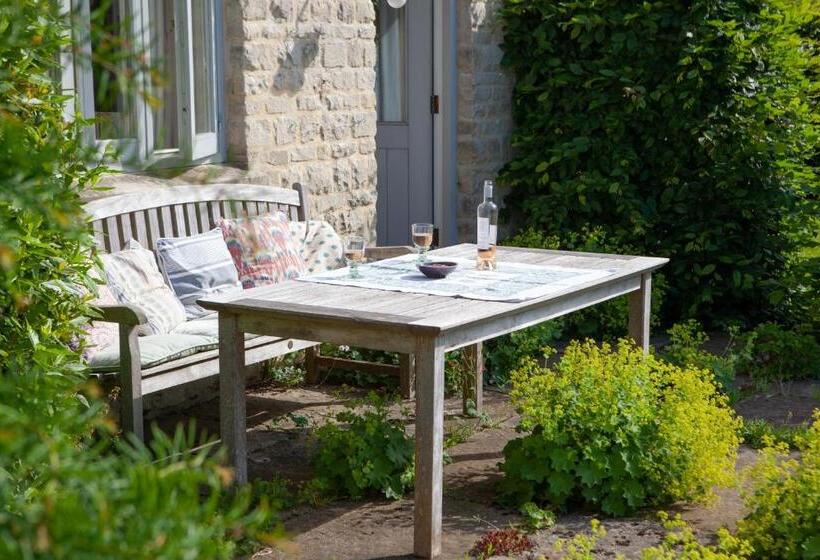 غرفة قياسية مزوَّدة بتراس, Gutchpool Farm