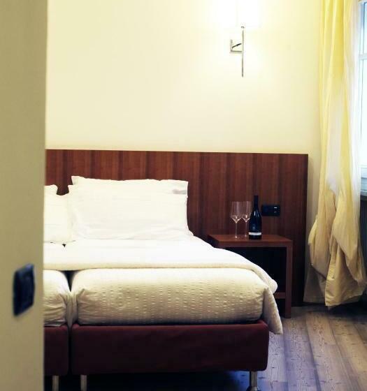 غرفة ديلوكس ثلاثية, Antica Trattoria