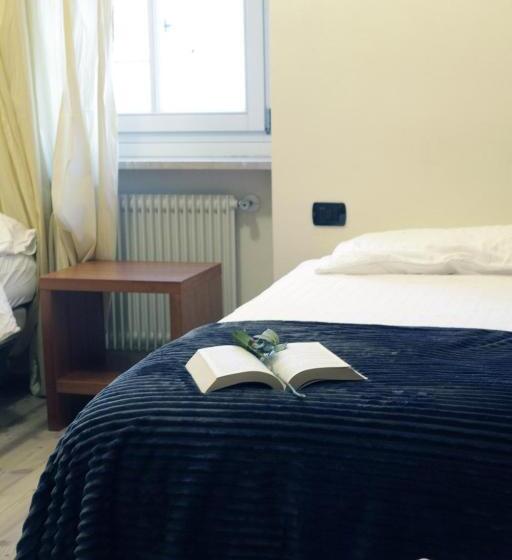 غرفة أساسية, Antica Trattoria