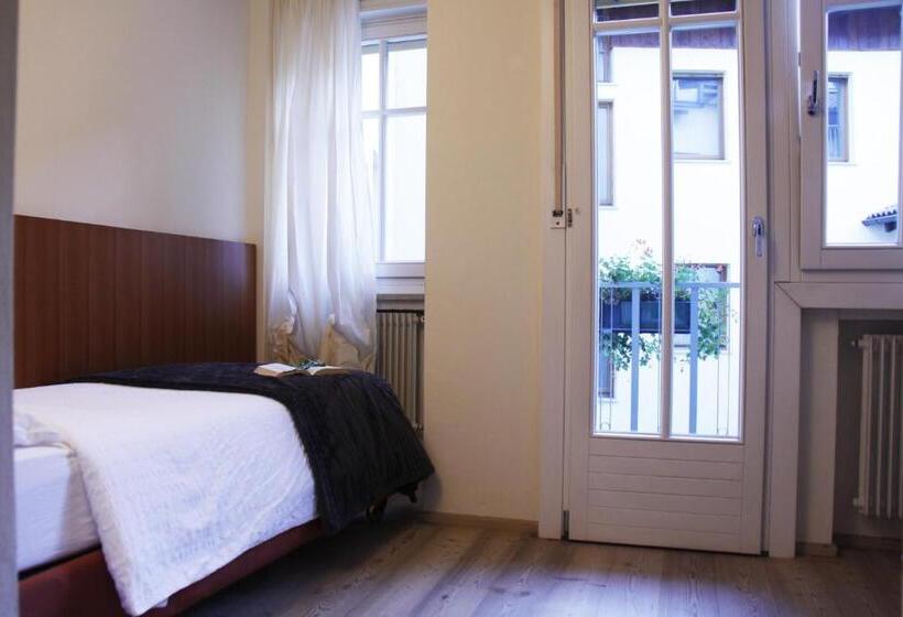 غرفة قياسية فردية مزودة بشُرفة, Antica Trattoria