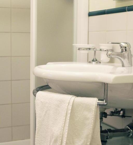 غرفة كلاسيكية ثلاثية, Antica Trattoria