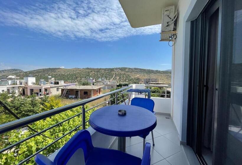 Standard Studio Views, Villa Soni Oruci