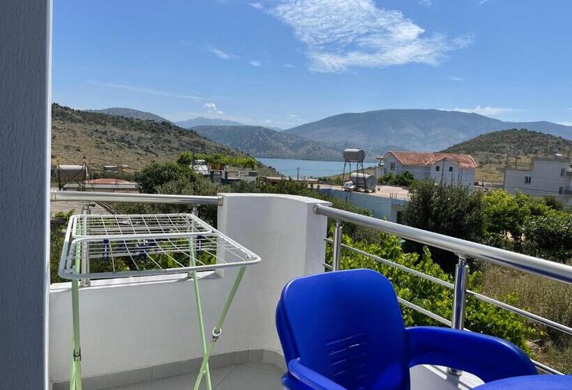 Standard studio with lake view, Villa Soni Oruci