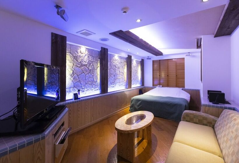 חדר סופריור, Water Hotel Cy