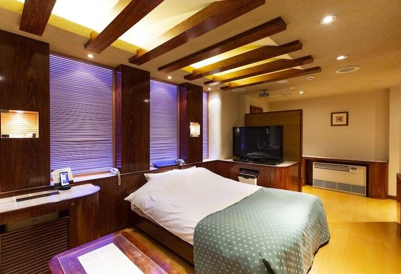 חדר סופריור, Water Hotel Cy