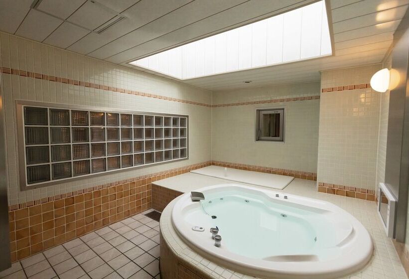 חדר דלוקס, Water Hotel Cy