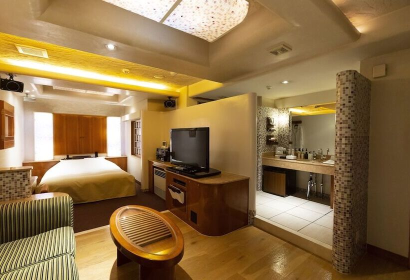 Номер Deluxe, Water Hotel Cy