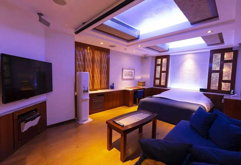 Номер Deluxe, Water Hotel Cy