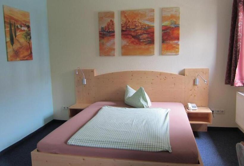 غرفة قياسية, Zum Schwarzen Bär