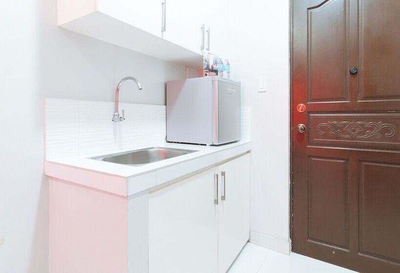 Habitació Estàndard, Reddoorz Near Naia Terminal 1