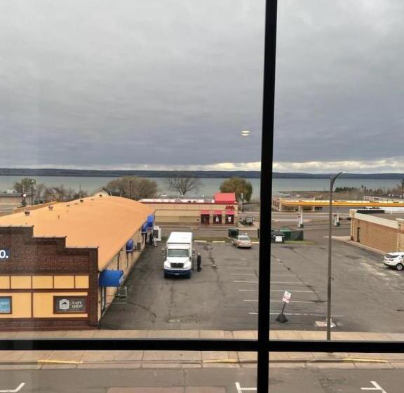 חדר סטנדרט עם מיטת קינג, Cobblestone Inn And Suites Ashland