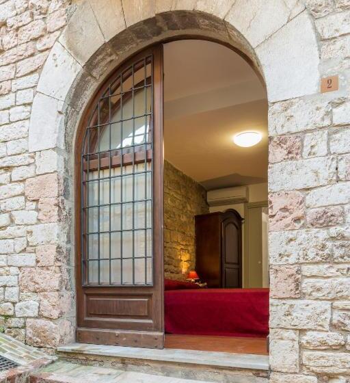 غرفة إقتصادية, Il Duomo