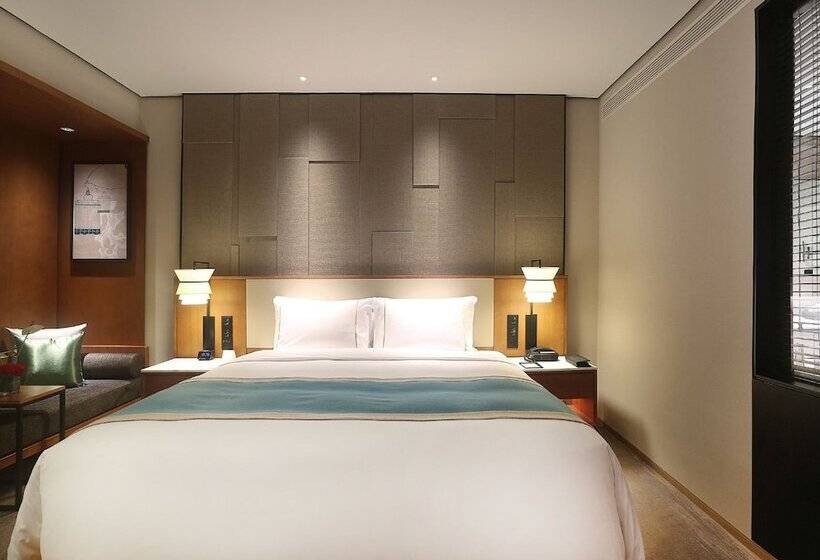 Люкс Superior, Yuluxe  Chengdu