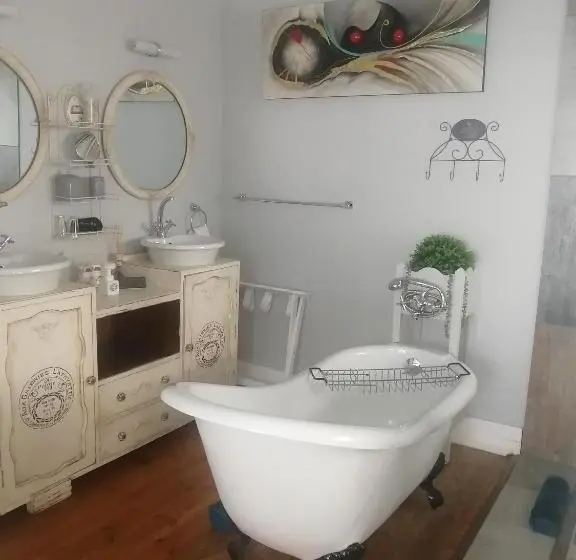 Deluxe Zimmer, De Witte Huis