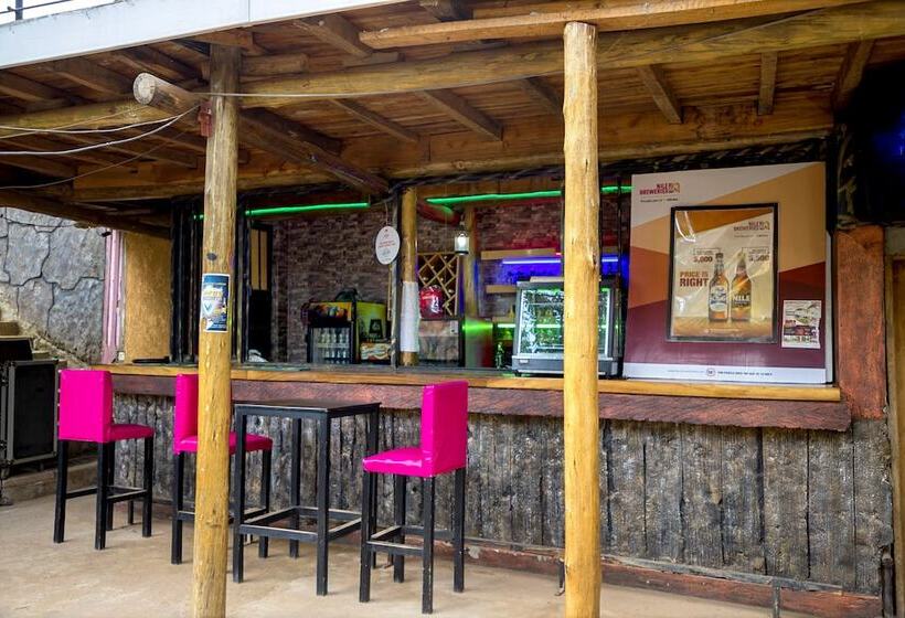 اتاق لوکس, Royal Lake View Gardens