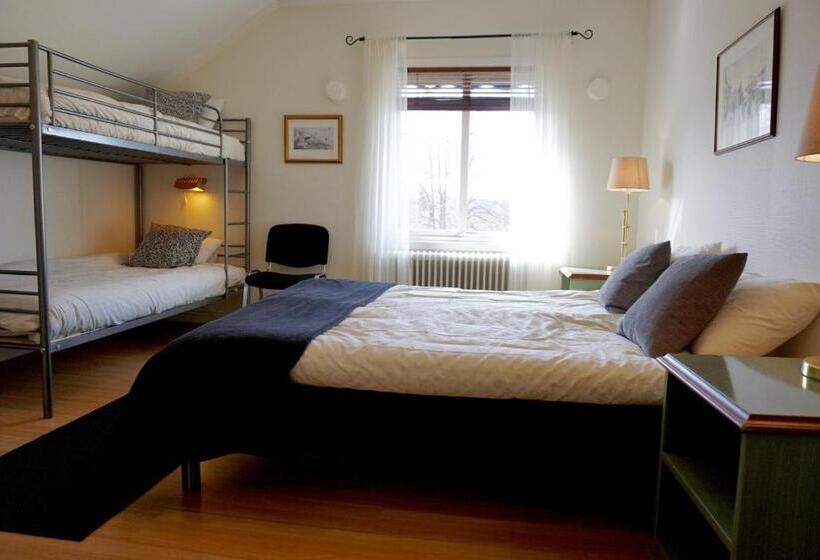 Номер Стандарт Четырехместный Совместный Санузел, Gylleby Vandrarhem